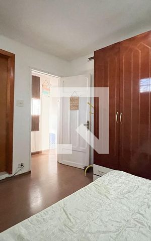 Casa à venda com 220m², 3 quartos e 2 vagas Casa à venda com 220m², 3 quartos e 2 vagasSuite