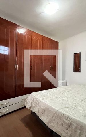 Casa à venda com 220m², 3 quartos e 2 vagas Casa à venda com 220m², 3 quartos e 2 vagasSuite