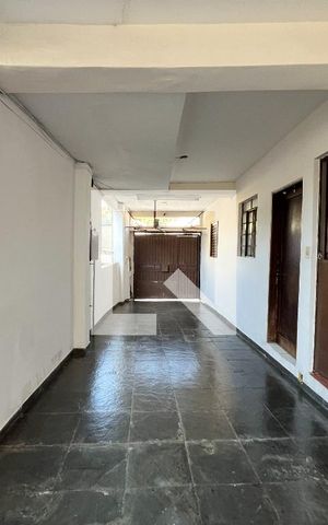 Casa à venda com 220m², 3 quartos e 2 vagas Casa à venda com 220m², 3 quartos e 2 vagasGaragem