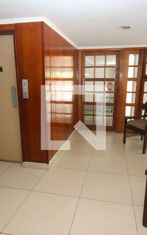 Apartamento para alugar com 68m², 2 quartos e 1 vaga Apartamento para alugar com 68m², 2 quartos e 1 vagaHall de entrada