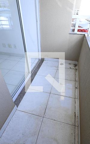 Apartamento para alugar com 67m², 2 quartos e 1 vaga Apartamento para alugar com 67m², 2 quartos e 1 vagaVaranda