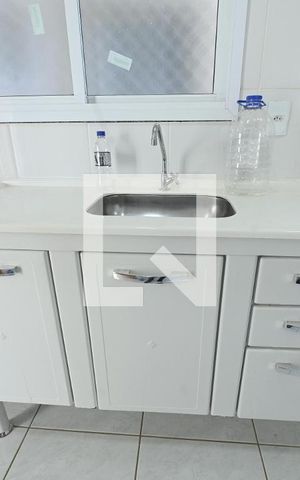 Apartamento para alugar com 67m², 2 quartos e 1 vaga Apartamento para alugar com 67m², 2 quartos e 1 vagaCozinha - Armários