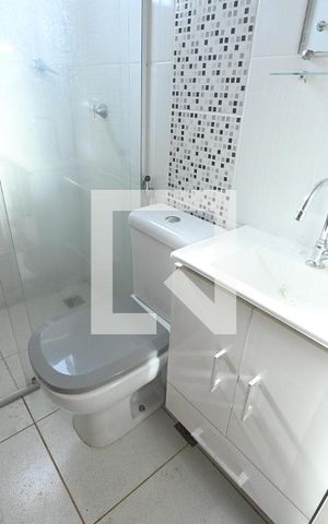 Apartamento para alugar com 67m², 2 quartos e 1 vaga Apartamento para alugar com 67m², 2 quartos e 1 vagaBanheiro