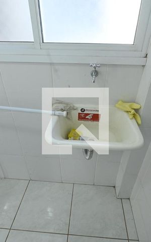 Apartamento para alugar com 67m², 2 quartos e 1 vaga Apartamento para alugar com 67m², 2 quartos e 1 vagaÁrea de serviço