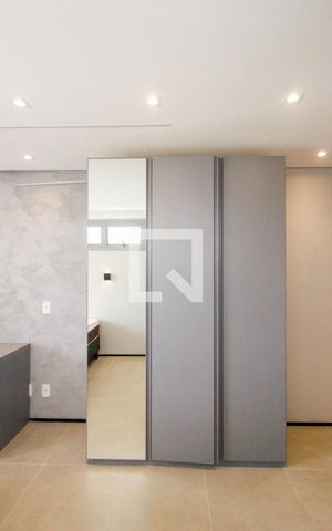 Studio para alugar com 30m², 1 quarto e sem vaga Studio para alugar com 30m², 1 quarto e sem vagaQuarto-Sala