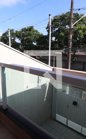 Casa à venda com 110m², 3 quartos e 2 vagasVaranda da suíte