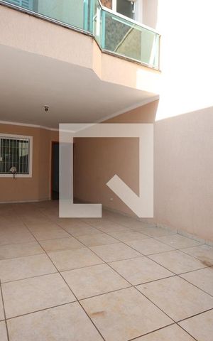 Casa à venda com 110m², 3 quartos e 2 vagasGaragem