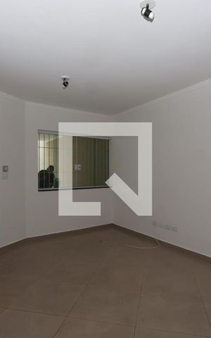 Casa à venda com 110m², 3 quartos e 2 vagasSala