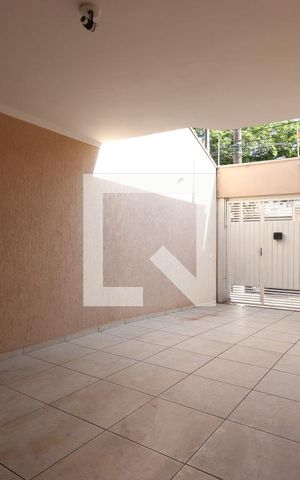 Casa à venda com 110m², 3 quartos e 2 vagasGaragem