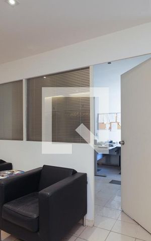 Casa para alugar com 400m², 10 quartos e 8 vagas Casa para alugar com 400m², 10 quartos e 8 vagasQuarto
