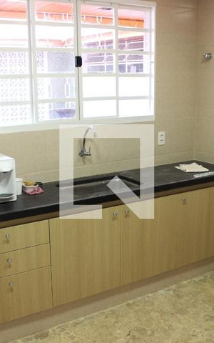 Casa à venda com 250m², 3 quartos e 1 vagaCozinha
