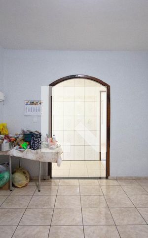 Casa para alugar com 79m², 1 quarto e 1 vaga Casa para alugar com 79m², 1 quarto e 1 vagaSala