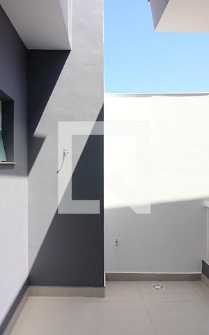 Casa à venda com 250m², 3 quartos e 2 vagasSuíte 1 Sacada 