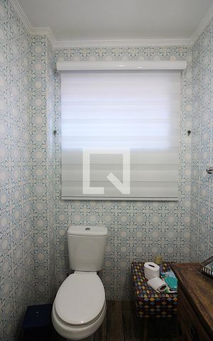 Casa à venda com 250m², 3 quartos e 2 vagasLavabo