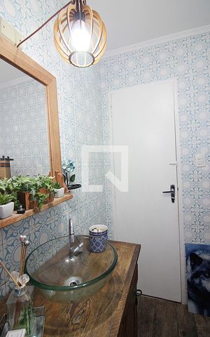 Casa à venda com 250m², 3 quartos e 2 vagasLavabo