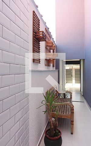 Casa à venda com 250m², 3 quartos e 2 vagasCorredor