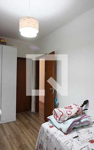 Casa à venda com 250m², 3 quartos e 2 vagasSuíte 2