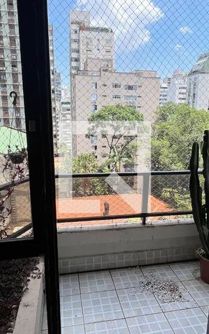Studio para alugar com 60m², 1 quarto e 1 vaga Studio para alugar com 60m², 1 quarto e 1 vagaSacada