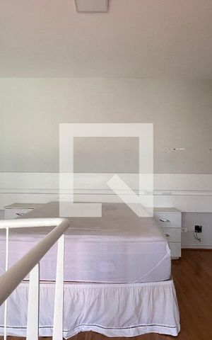 Studio para alugar com 60m², 1 quarto e 1 vaga Studio para alugar com 60m², 1 quarto e 1 vagaSute