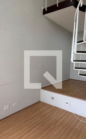 Studio para alugar com 60m², 1 quarto e 1 vaga Studio para alugar com 60m², 1 quarto e 1 vagaSala