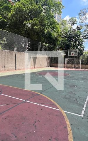 Studio para alugar com 60m², 1 quarto e 1 vaga Studio para alugar com 60m², 1 quarto e 1 vagaQuadra