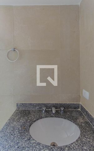 Apartamento à venda com 78m², 3 quartos e 2 vagas Apartamento à venda com 78m², 3 quartos e 2 vagasBanheiro da Suíte
