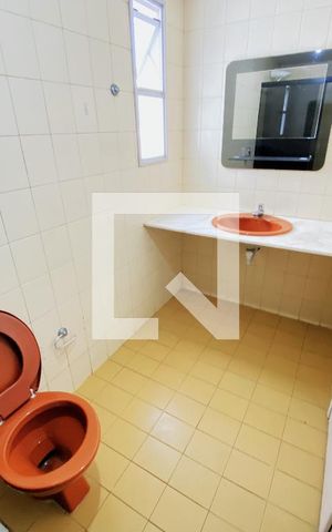 Apartamento para alugar com 140m², 3 quartos e 3 vagasBanheiro da Suíte