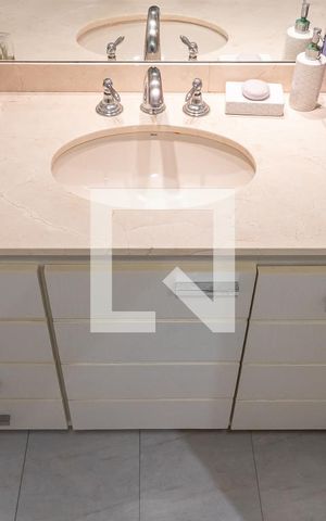 Apartamento para alugar com 110m², 3 quartos e 1 vagaBanheiro