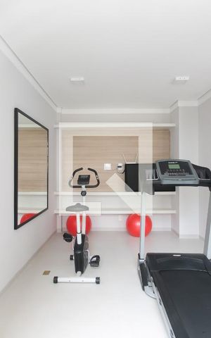 Apartamento para alugar com 32m², 2 quartos e sem vaga Apartamento para alugar com 32m², 2 quartos e sem vagaAcademia