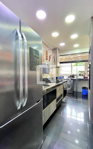 Apartamento à venda com 110m², 2 quartos e 2 vagasCozinha