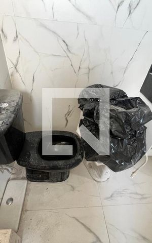 Apartamento para alugar com 550m², 5 quartos e 2 vagasBanheiro 1