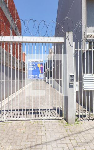 Casa para alugar com 380m², 3 quartos e 2 vagasPlaquinha
