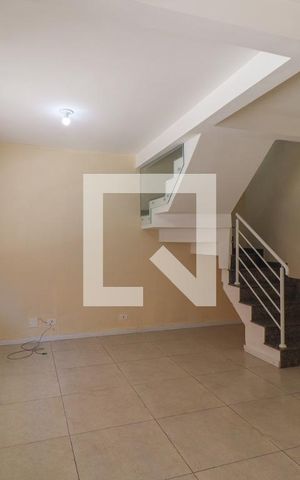 Casa para alugar com 380m², 3 quartos e 2 vagasSala
