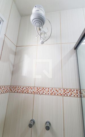 Casa para alugar com 380m², 3 quartos e 2 vagasBanheiro Social