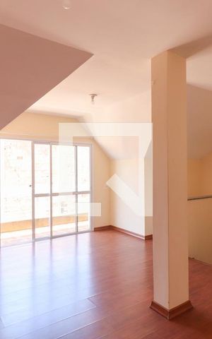 Casa para alugar com 380m², 3 quartos e 2 vagasÁtico