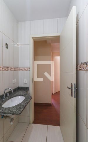 Casa para alugar com 380m², 3 quartos e 2 vagasBanheiro Social