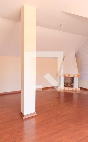 Casa para alugar com 380m², 3 quartos e 2 vagasÁtico