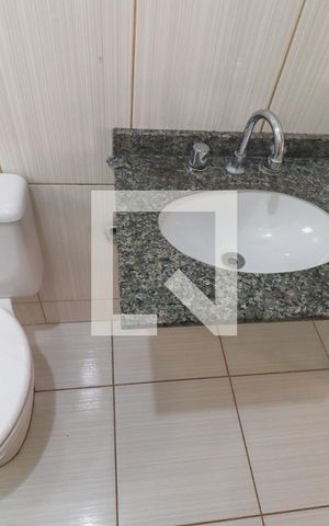 Casa para alugar com 380m², 3 quartos e 2 vagasBanheiro Social