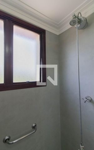 Apartamento para alugar com 80m², 3 quartos e 1 vaga Apartamento para alugar com 80m², 3 quartos e 1 vagaBanheiro da Suíte