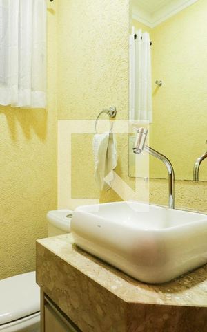 Casa à venda com 140m², 3 quartos e 2 vagasLavabo