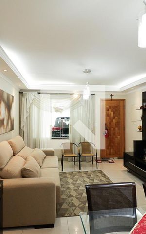 Casa à venda com 140m², 3 quartos e 2 vagasSala