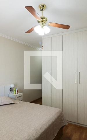 Casa à venda com 140m², 3 quartos e 2 vagasSuíte