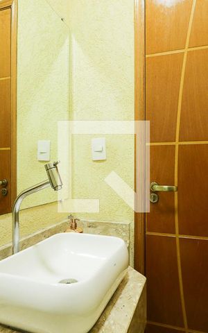 Casa à venda com 140m², 3 quartos e 2 vagasLavabo