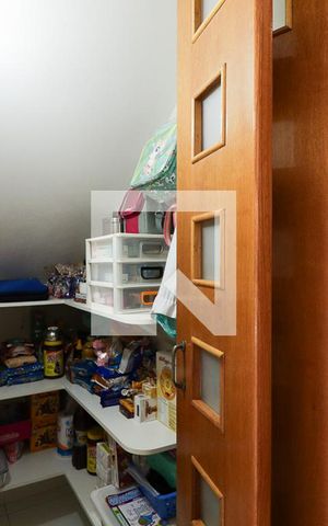 Casa à venda com 140m², 3 quartos e 2 vagasDespensa