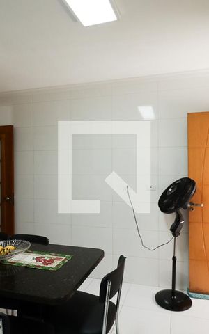 Casa à venda com 140m², 3 quartos e 2 vagasCozinha