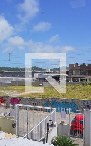 Casa para alugar com 131m², 3 quartos e 2 vagasSuíte - Vista