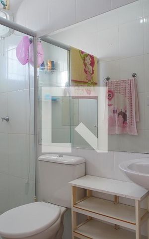 Casa para alugar com 131m², 3 quartos e 2 vagasBanheiro da Suíte