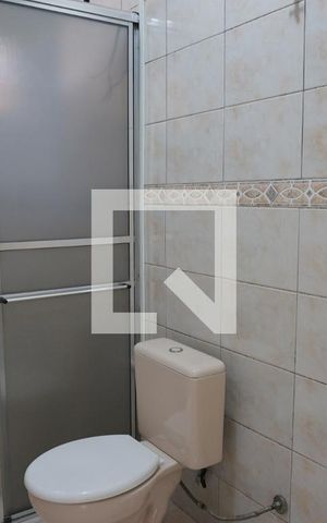 Casa à venda com 140m², 2 quartos e 1 vagaBanheiro