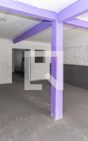 Casa para alugar com 120m², 2 quartos e 2 vagasEspaço Inferior