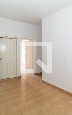 Casa para alugar com 120m², 2 quartos e 2 vagasCozinha